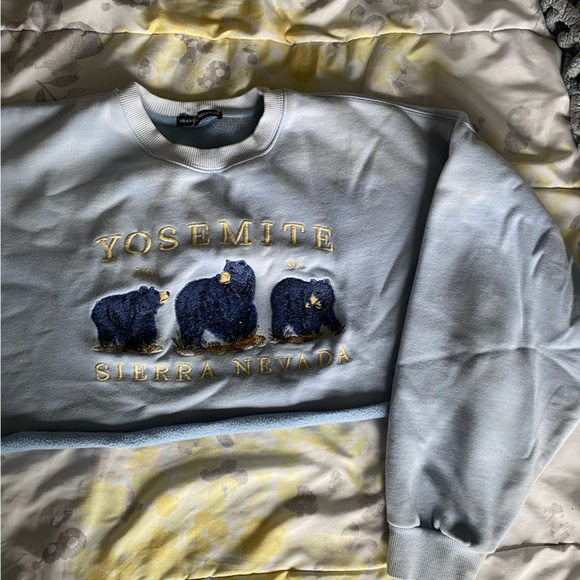 Cropped Sweater - Picture 2 of 5